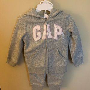 Brand new Gap sweat suit